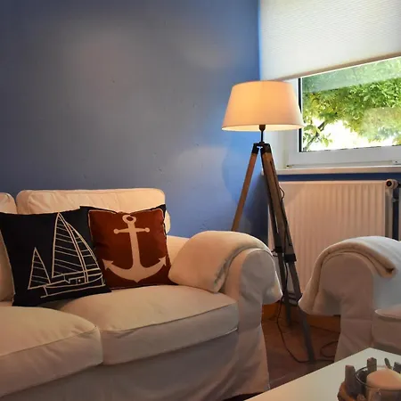 Διαμέρισμα Liebevoll Hinterm Deich -