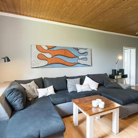 Liebevoll Hinterm Deich -