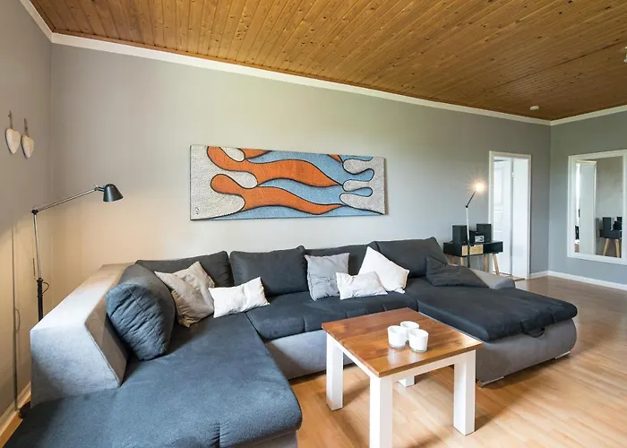 Liebevoll Hinterm Deich -